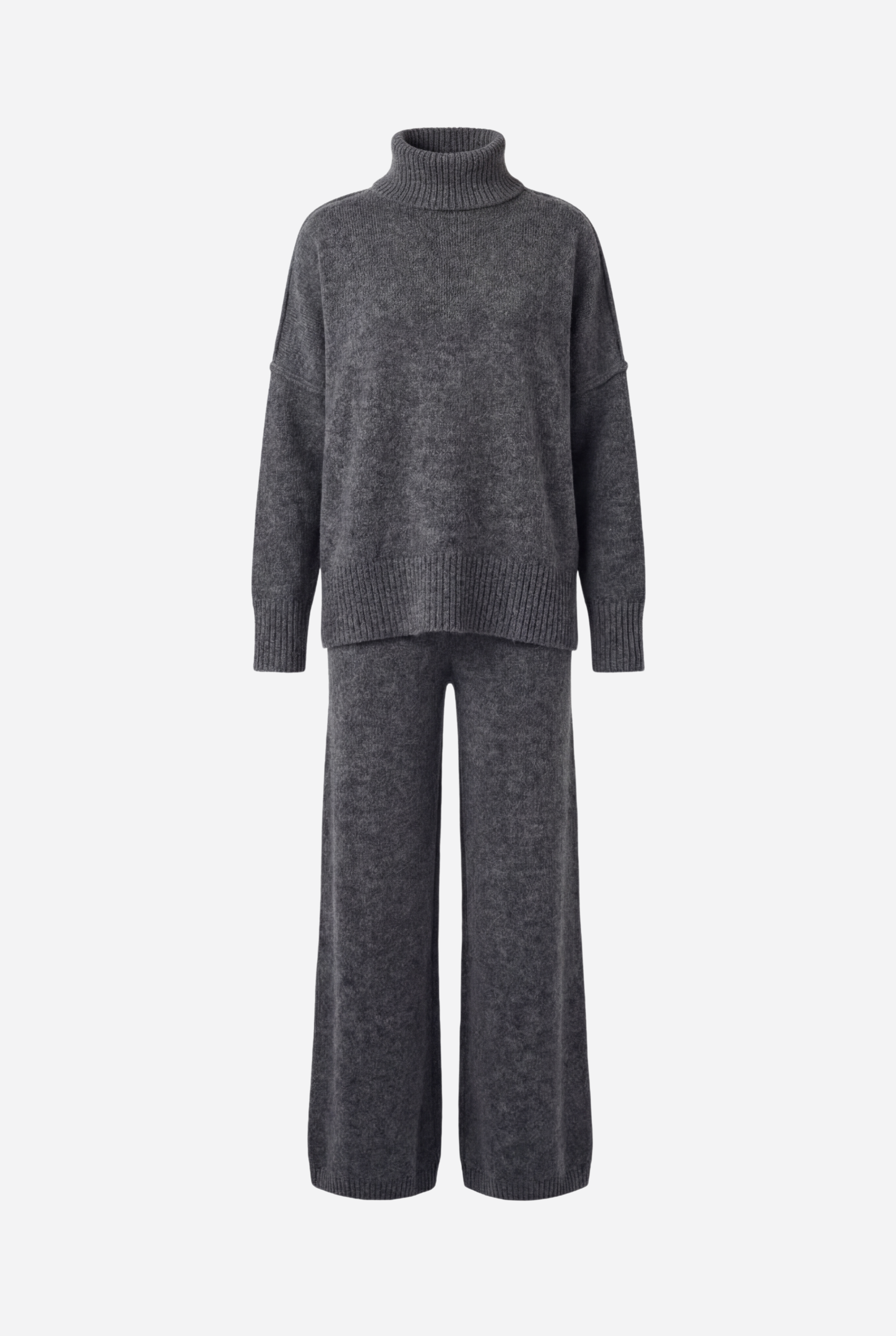 Megztas dviejų dalių komplektas su golfu