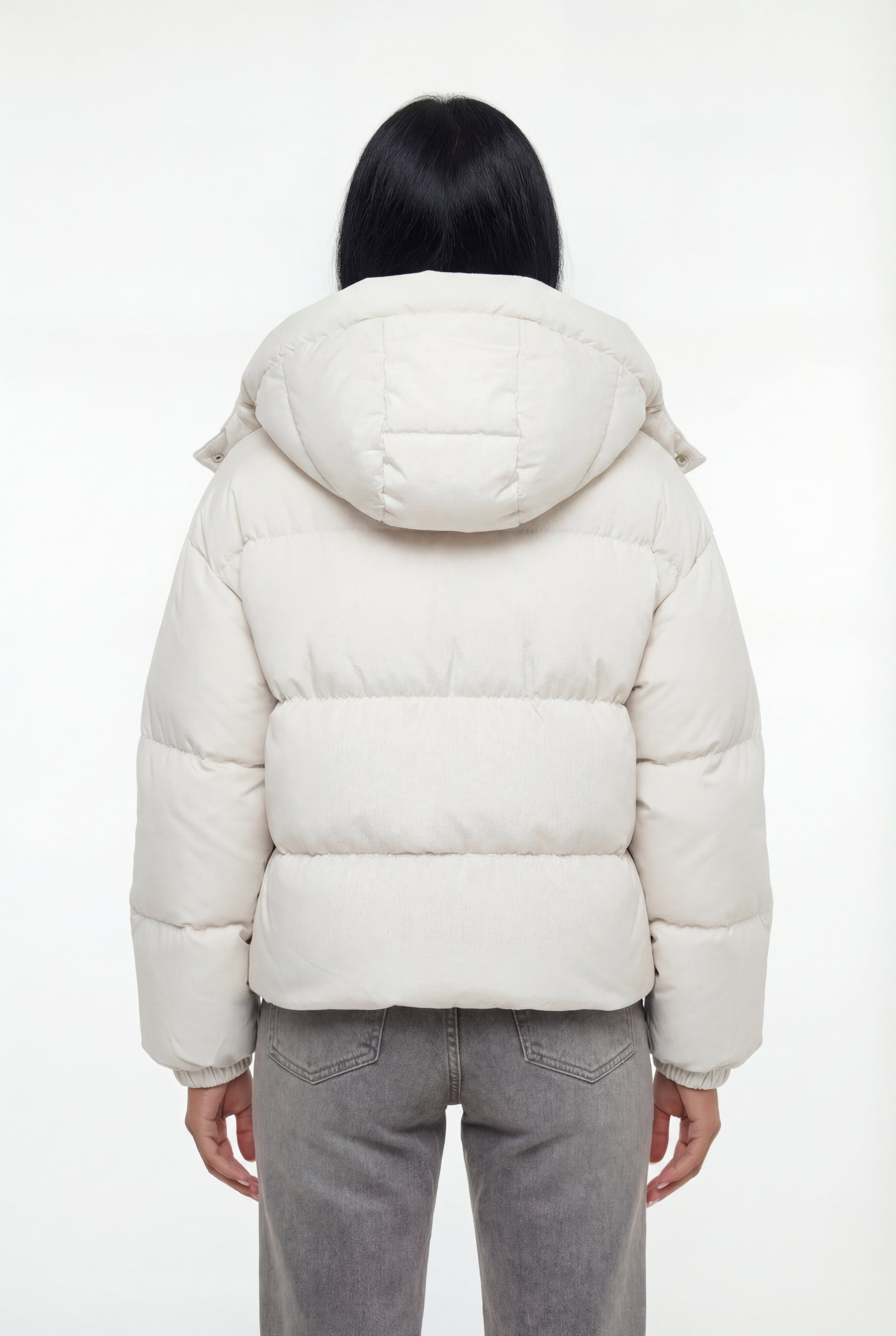 Žieminė pūsta striukė su kapišonu